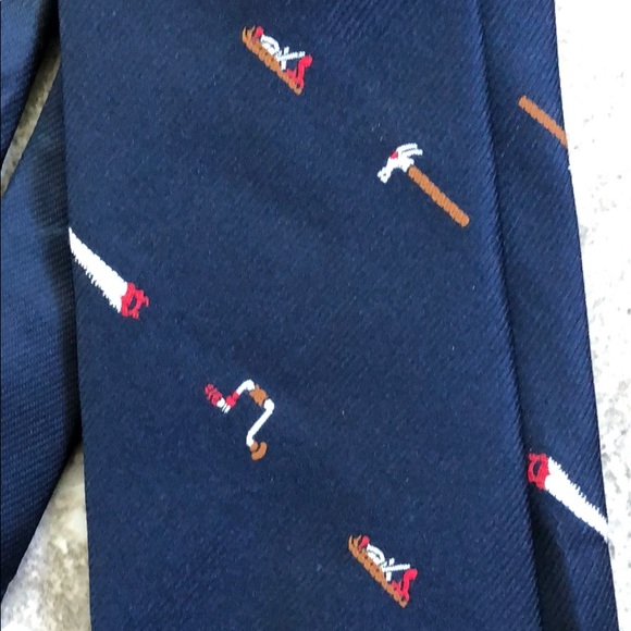 Tool Handyman Tie - Picture 3 of 4